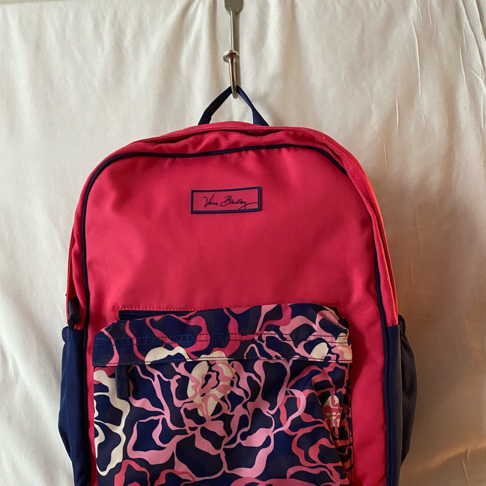 NWOT Vera Bradley full size backpack